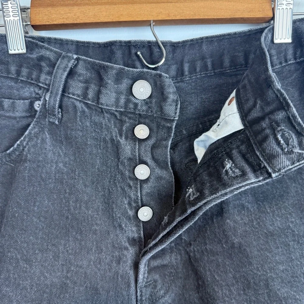 Levi's 501 Black Original Fit Mens Jeans 34x30 (33x28) Button Fly Classic Denim‎